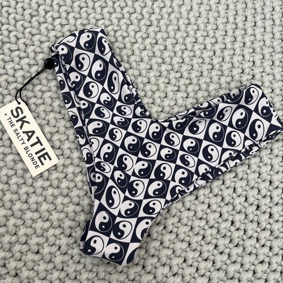 Skatie X Salty Blonde• ‘Mandi’ Bikini Bottom in BARBADOS - Picture 5 of 13